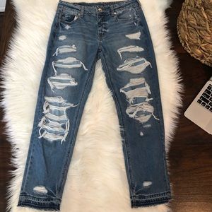 American Eagle Tomgirl Jeans